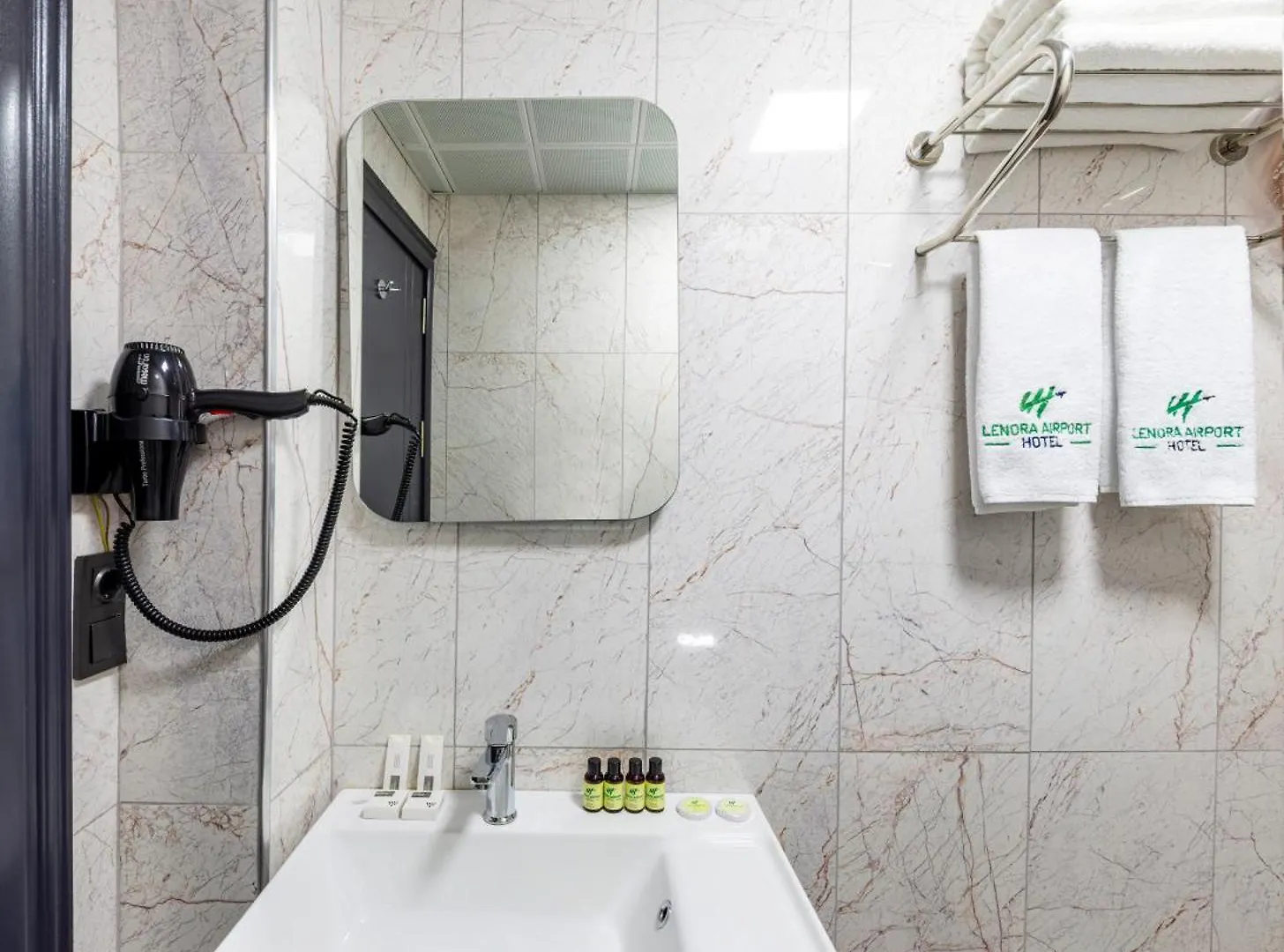 Lenora Airport Hotel & Istanbul Airport Arnavutkoy