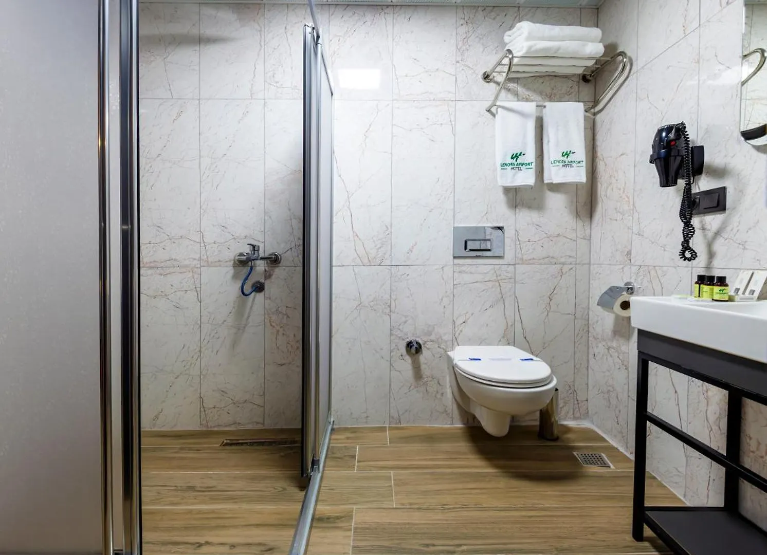 Lenora Airport Hotel & Istanbul Airport Arnavutkoy